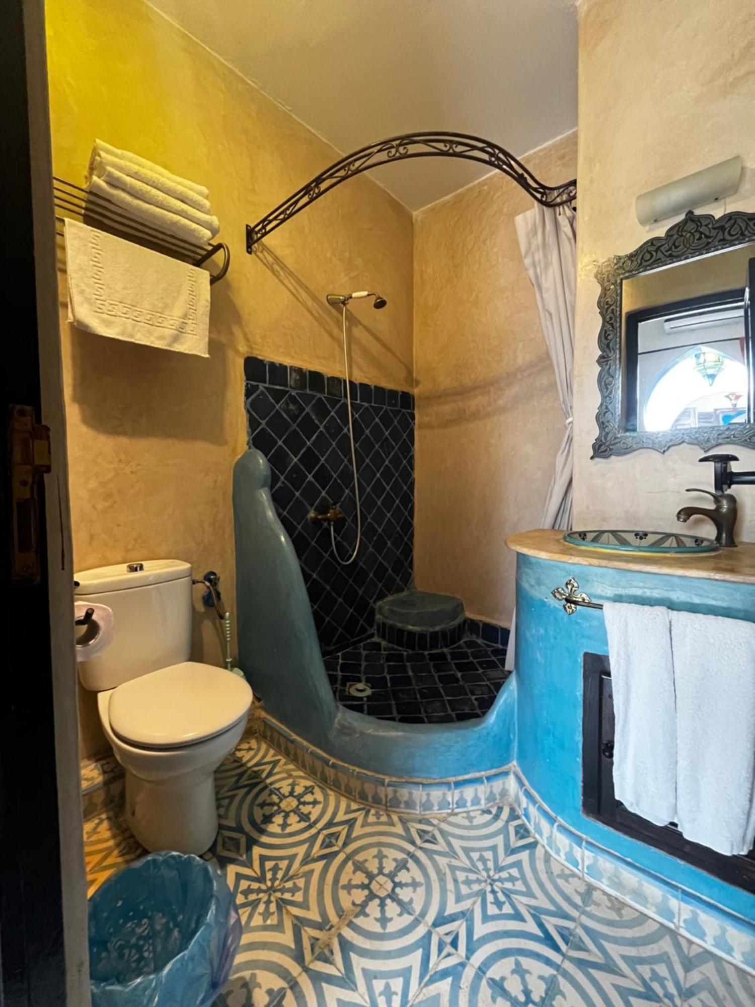 Riad Tassili Chaouen เชฟชาอูน ภายนอก รูปภาพ