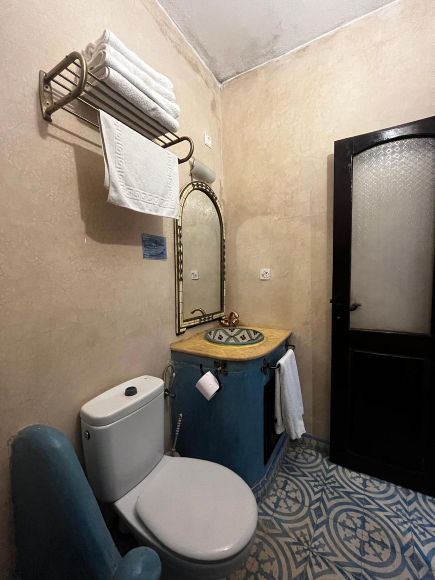 Riad Tassili Chaouen เชฟชาอูน ภายนอก รูปภาพ